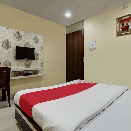 Oyo Hotel Satguru Dzsamsedpur Kültér fotó