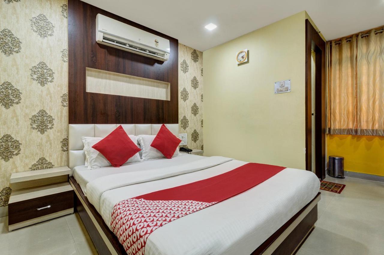 Oyo Hotel Satguru Dzsamsedpur Kültér fotó
