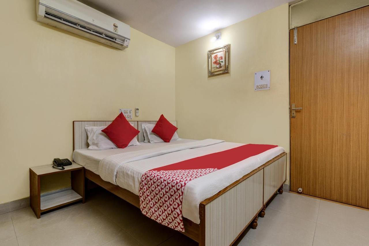 Oyo Hotel Satguru Dzsamsedpur Kültér fotó