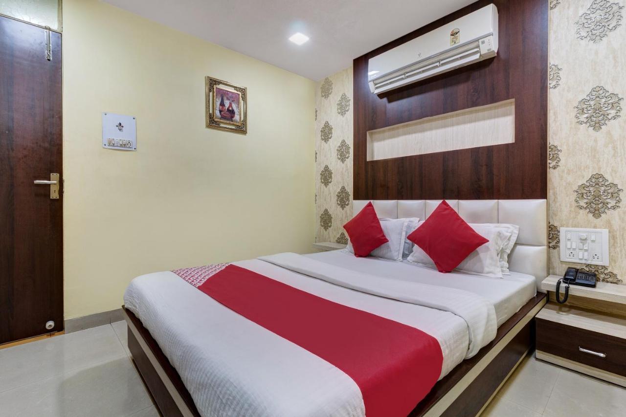 Oyo Hotel Satguru Dzsamsedpur Kültér fotó