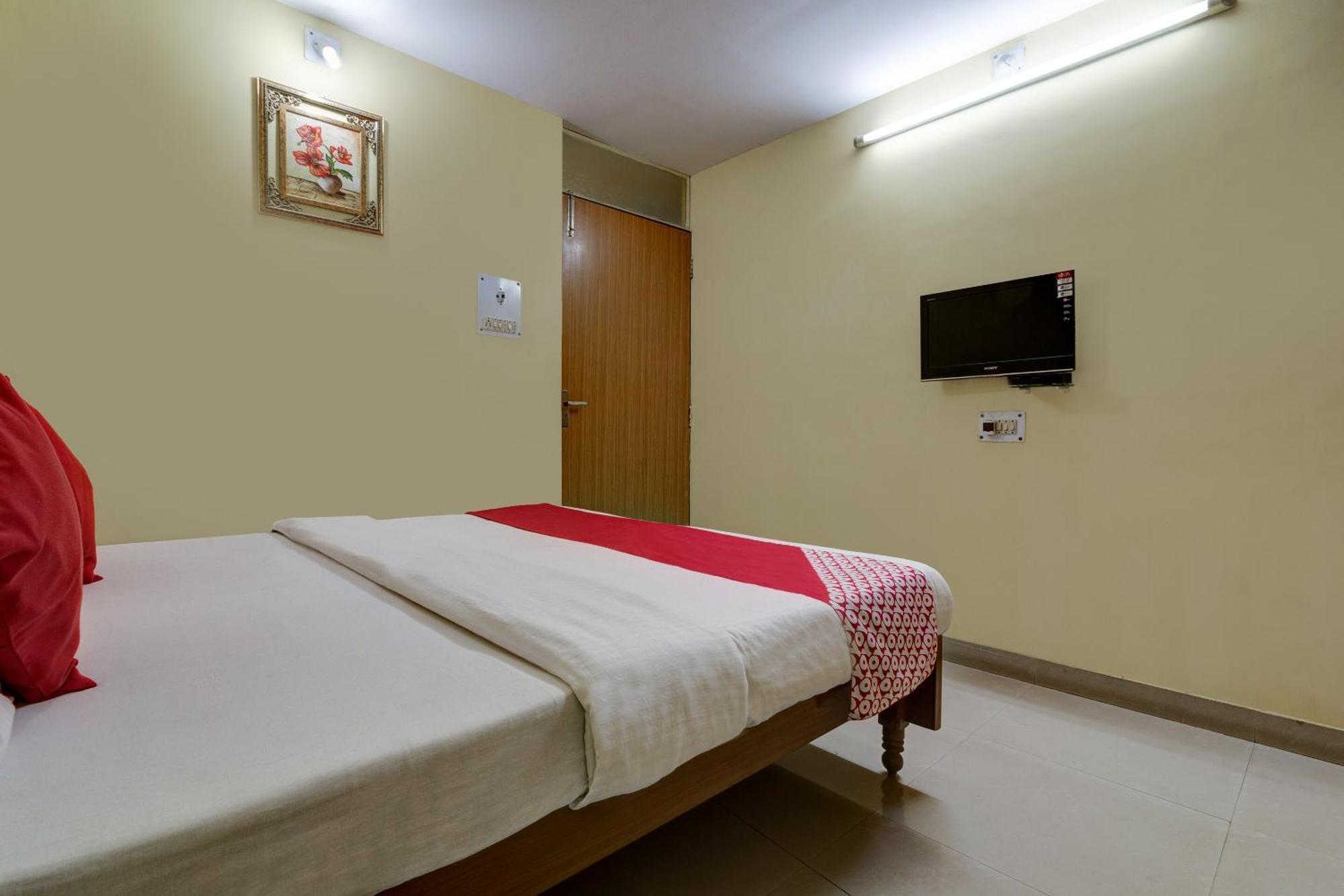 Oyo Hotel Satguru Dzsamsedpur Kültér fotó